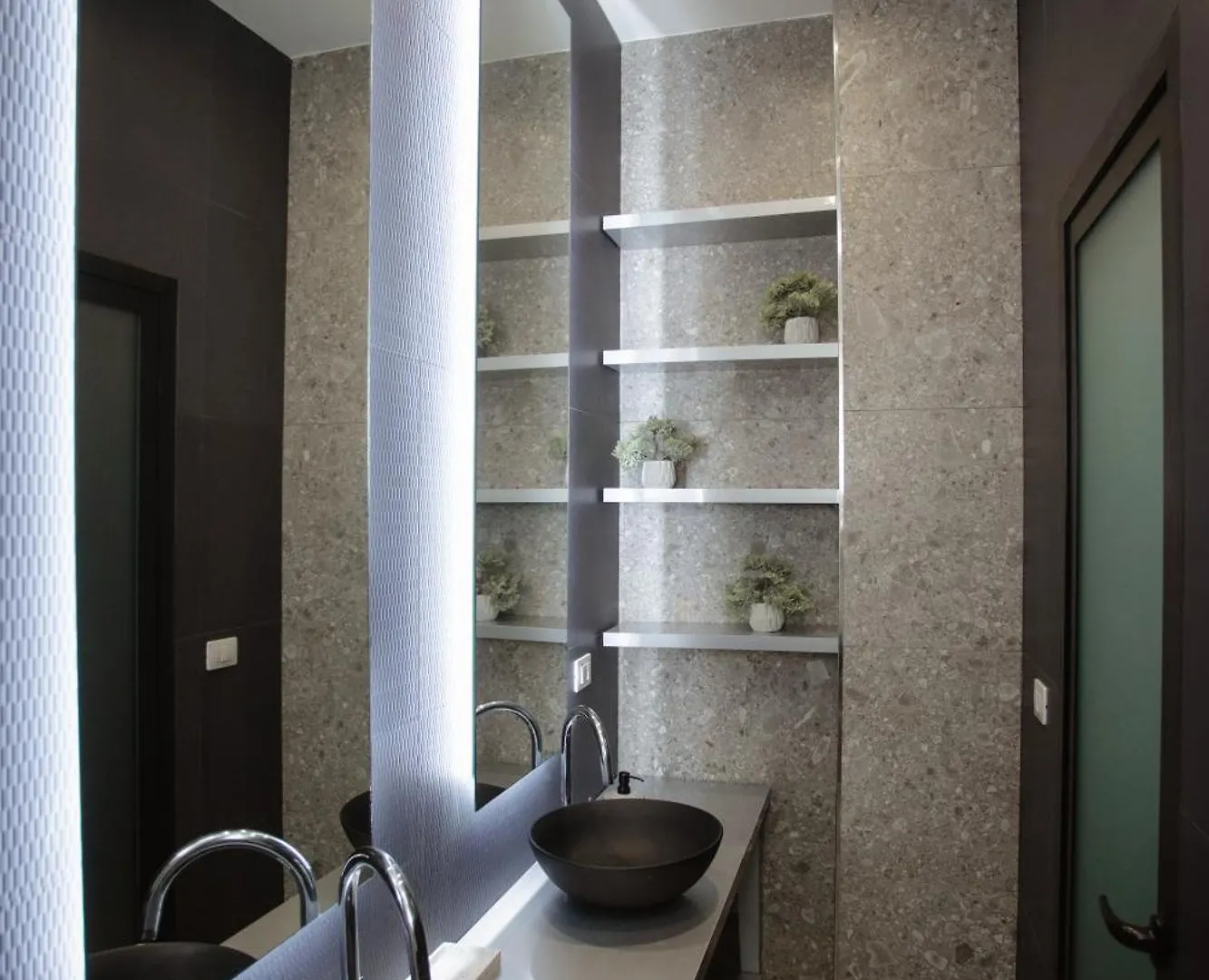 Corner Hostel شكودر