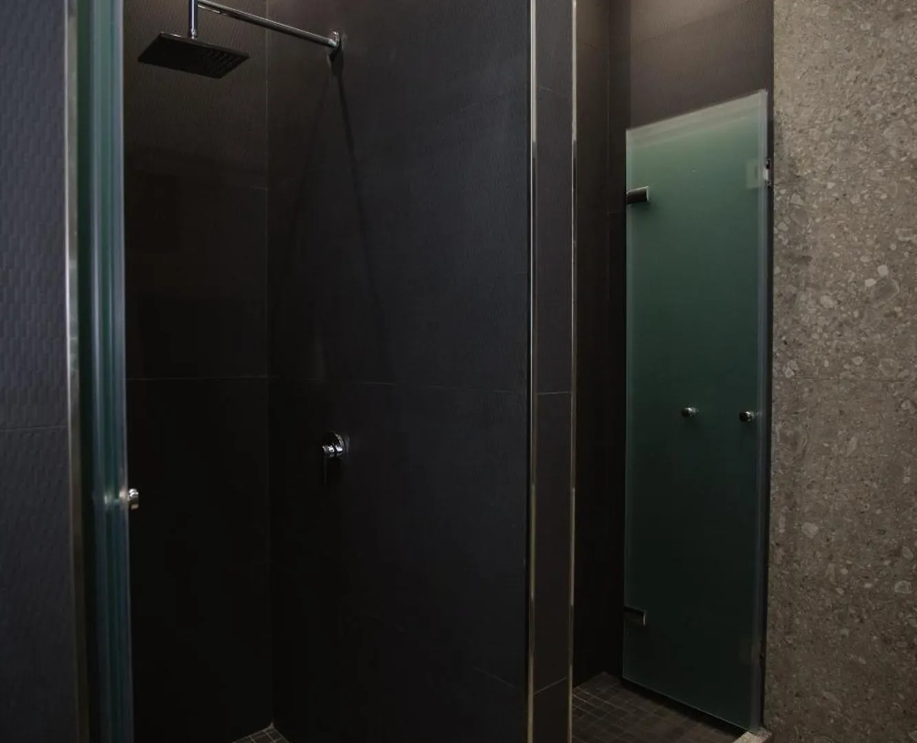 Corner Hostel شكودر