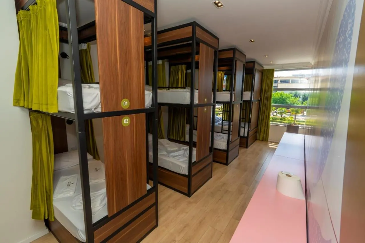 Corner Hostel شكودر 0*,  ألبانيا